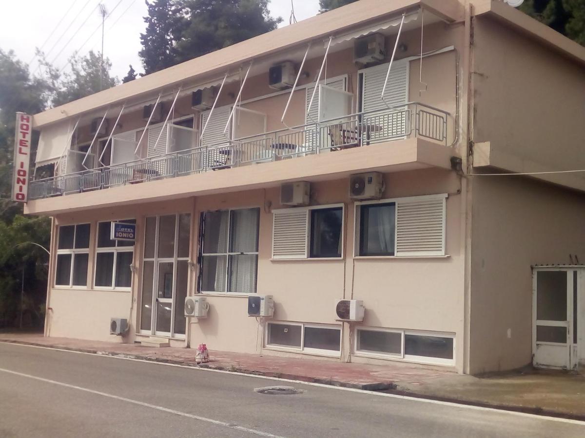 Hotel Ionio Katakolo Exterior photo